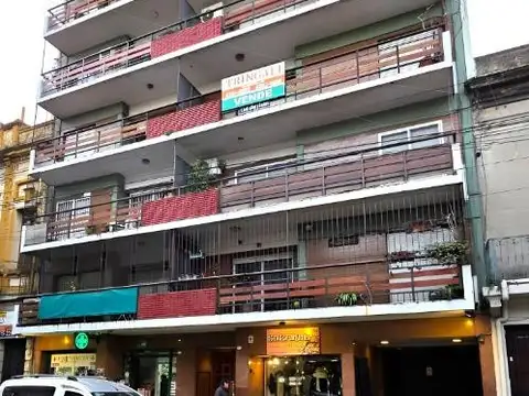DEPARTAMENTO DE 2 AMBIENTES CON BALCON TERRAZA