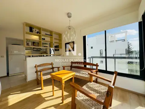 Apartamento en venta frente a playa brava, Pent