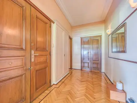 Departamento en Venta con 2 cocheras