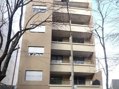 Alquiler Departamento 2 ambientes con balcón en Liniers
