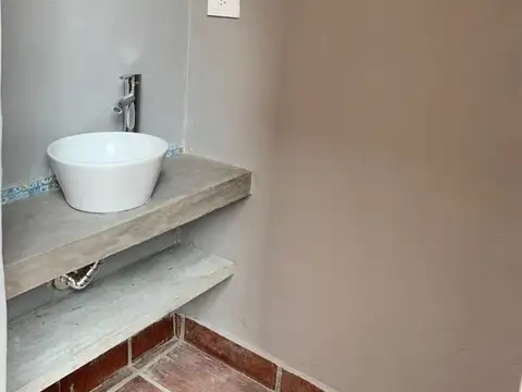 Depto Tipo Casa en Venta 50 años