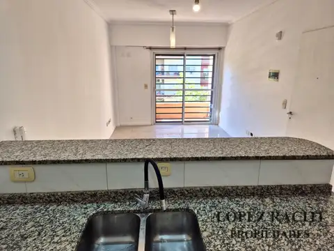 Departamento en Alquiler en Lanus Oeste, $ 580.000