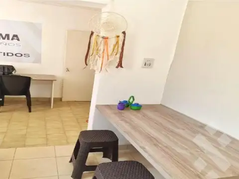 Depto Tipo Casa 4 ambientes con 2 baños