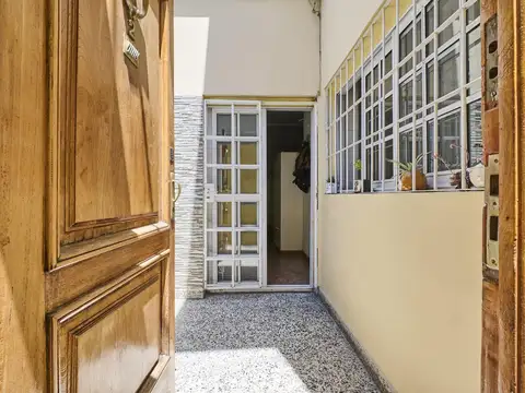 Depto Tipo Casa en Venta de 2 ambientes