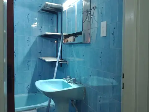 Departamento 7 ambientes con 1 baño