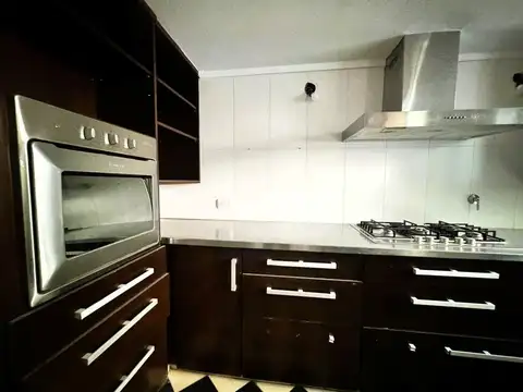 Depto Tipo Casa en Alquiler 71 años