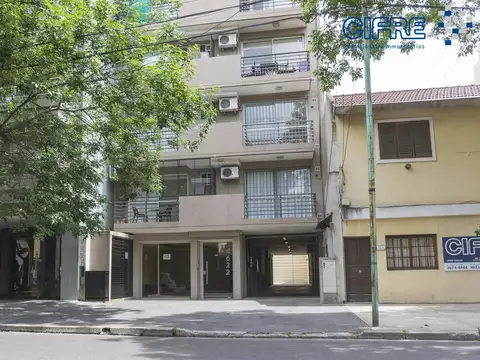 Departamentoen alquiler 1 ambiente con balcon al frente