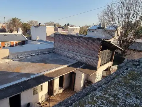 Casa en Venta en Luis Guillon, USD 620.000