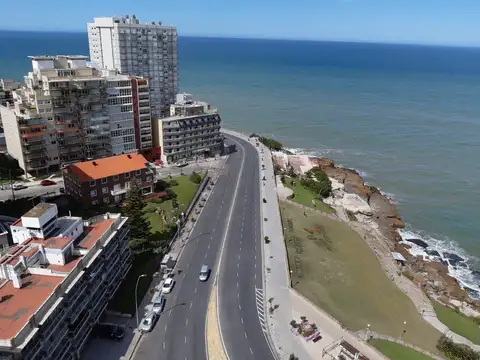 Departamento en Venta en Playa Chica, USD 575.000