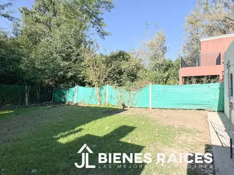 Casa 3 ambientes con 1 baño