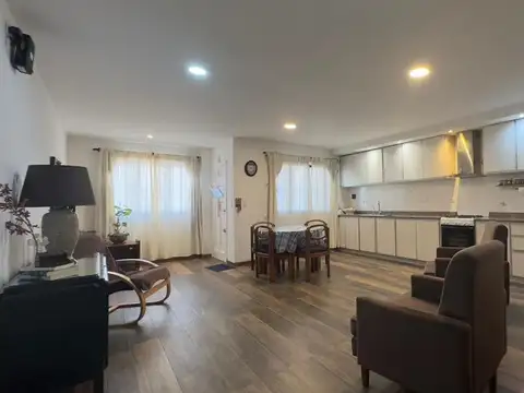 VENTA CASA 3 AMB. JARDIN QUINCHO Y COCHERA CHAUVIN