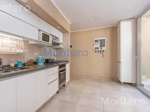 Depto Tipo Casa 3 ambientes con 2 baños