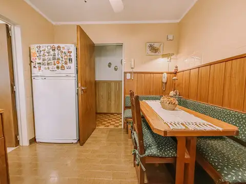 Departamento 4 ambientes con 2 baños