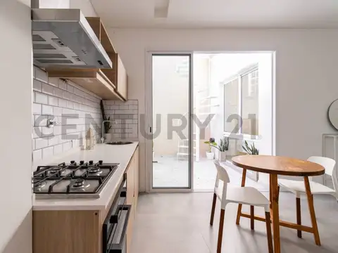 Depto Tipo Casa 2 ambientes con 1 baño
