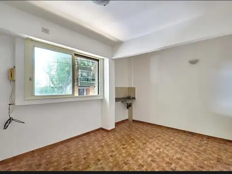 Oro 2200 , Piso 1