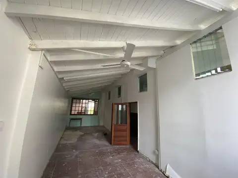 Local en Venta 40 años