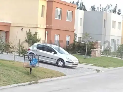 San Roque 2500 , Piso 0