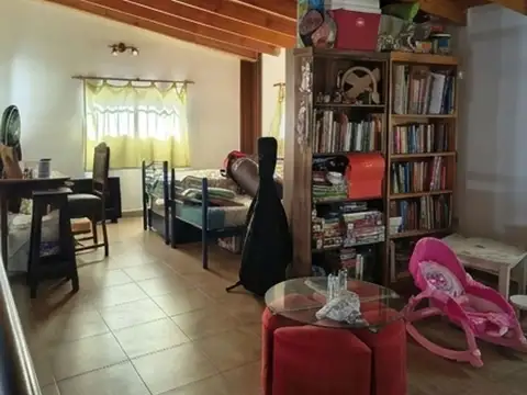 Casa 4 ambientes con 1 baño