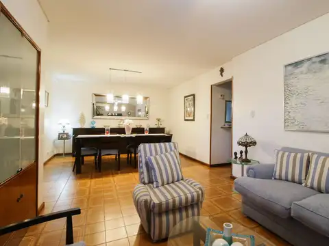 Depto Tipo Casa en Venta de 3 dormitorios