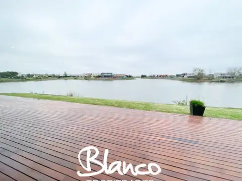 Terreno en Venta de 773,0 m2