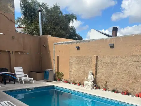 Depto Tipo Casa en Venta de 4 ambientes