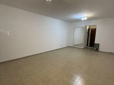 Oficina en Alquiler 30 años