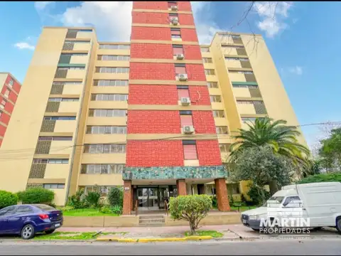 Departamento en venta en Olivos - 3 amb luminoso