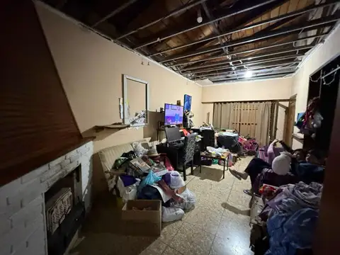 Casa en Venta en Adrogue, USD 80.000