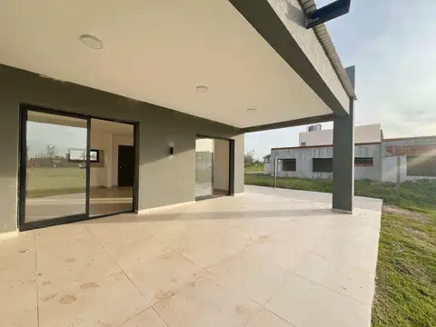 Casa en Venta en Funes Norte, USD 116.000
