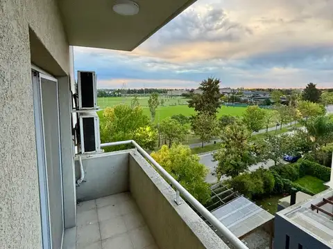 Departamento en Alquiler con 1 cocheras