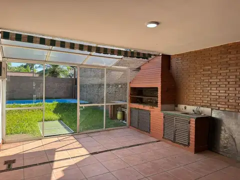 Casa en Venta al Oeste