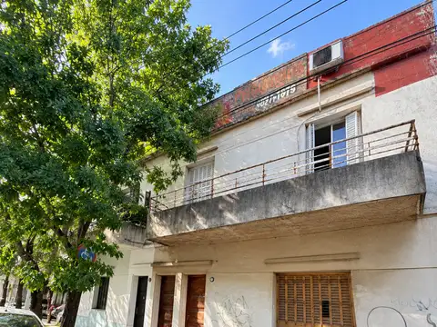 Venta P.H. de 5 amb. en Castelar Sur