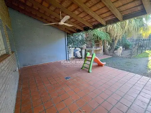 Casa 6 ambientes con 4 baños