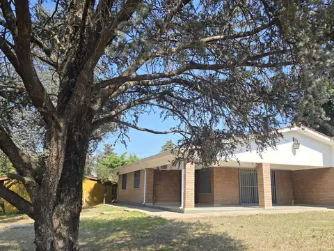 VENTA CASA SAN ANTONIO ARREDONDO CÓRDOBA 3 DORM
