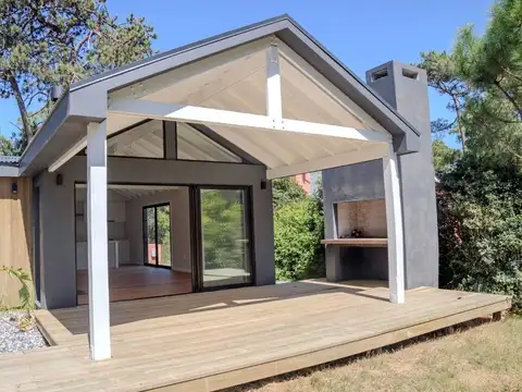 Depto Tipo Casa en Venta de 3 dormitorios