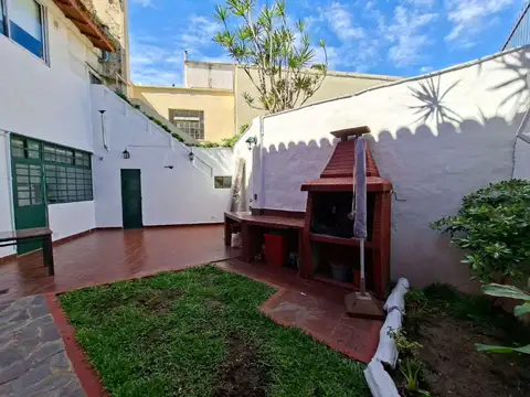 VENTA EN BELGRANO R PH 4 AMBIENTES CON PATIO