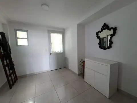 Av. Olazabal 3300, Piso PB