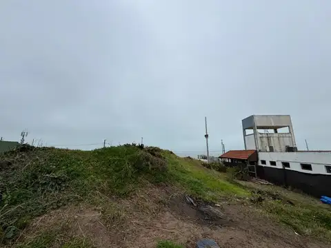 VENTA DE TERRENO MULTIFAMILIAR HOTELERO UNICO EN LA CUADRA DISPONIBLE.ZONA SUR,VILLA GESELL