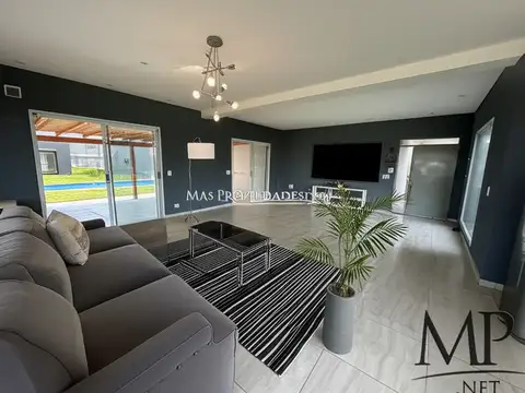 Venta Casa en La alameda 3 dormitorios