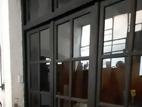 Depto Tipo Casa 3 ambientes con 2 baños