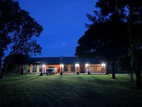 Campo de 20 ha con 4 casas en General Madariaga