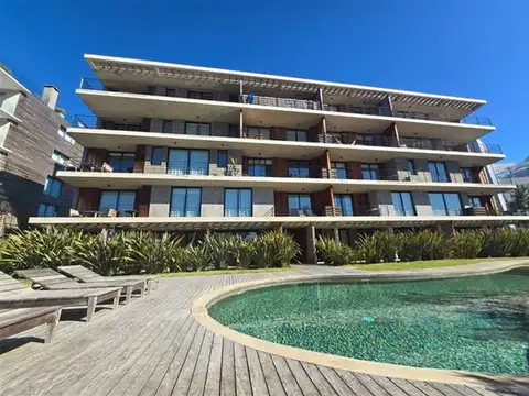 SEMIPISO EN VENTA EN MANANTIALES,2 DOR/2 BAÑOS