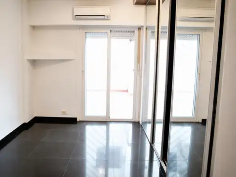 Departamento en Alquiler en Balvanera, $ 550.000