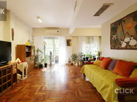 Venta  - 4 ambientes con balcón - dependencia de servicio - Palermo