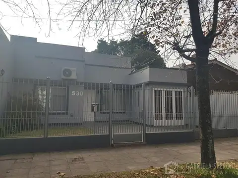 Casa 4 ambientes VENTA Lomas de Zamora