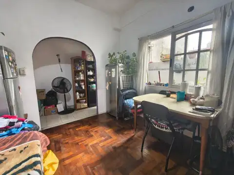 Depto Tipo Casa en Venta en Parque Chacabuco, USD 60.000