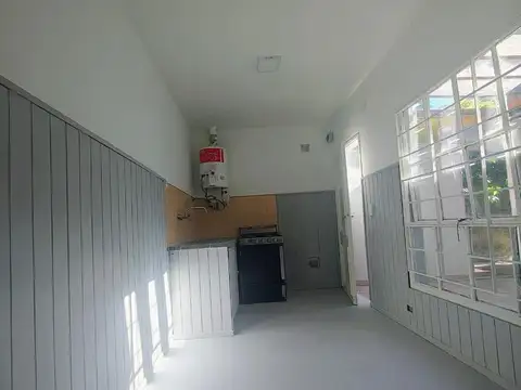 Depto Tipo Casa en Alquiler de 1 dormitorio