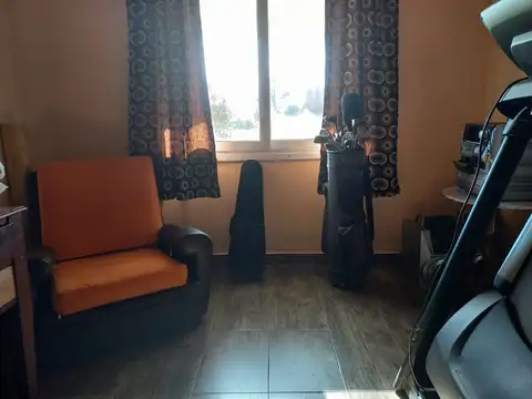 Casa 4 ambientes con 4 baños