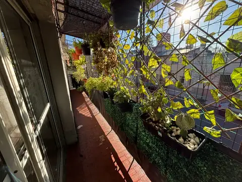 Depto Tipo Casa en Venta 50 años