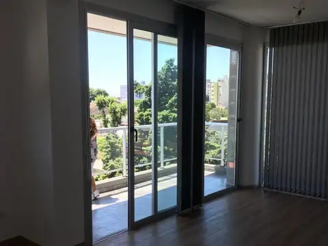 Departamento en Venta en Berazategui, USD 110.000